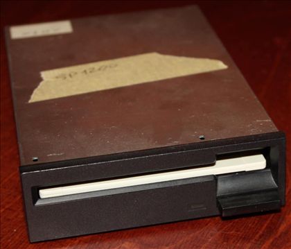 Emu-SP1200 disk drive with OS disk